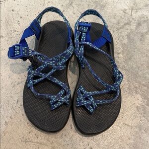 CHACO WOMENS PERIWINKLE SIZE 9Blue and Green Strappy Sandals